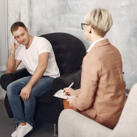 اشهر 15 دكتور نفسي في نزوى